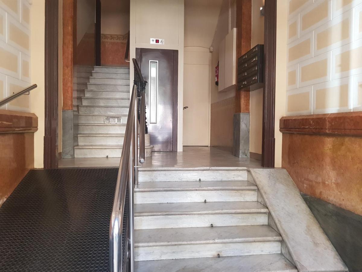 شقة Barcelona Housing Recommend For Students المظهر الخارجي الصورة