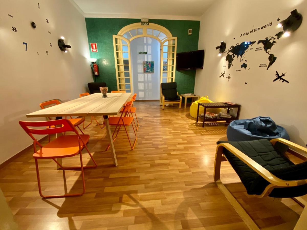 شقة Barcelona Housing Recommend For Students المظهر الخارجي الصورة
